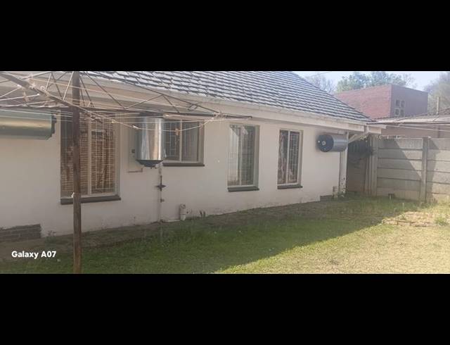 1 BEDROOM PROPERTY TO RENT IN IRENE PARK